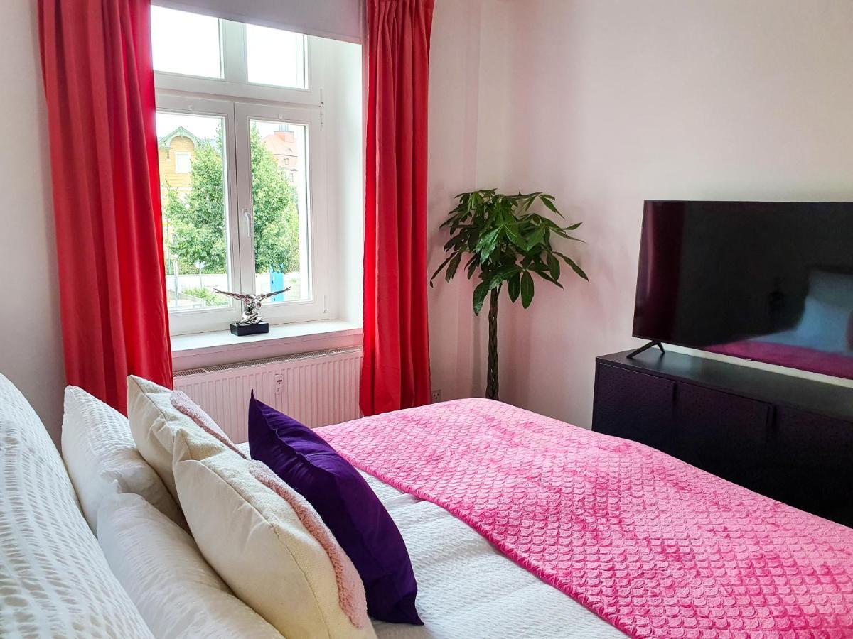 Pb Ferienwohnungen - Fewo 6 - Stilvoll Eingerichtetes Apartment Im Herzen Senftenbergs Kültér fotó